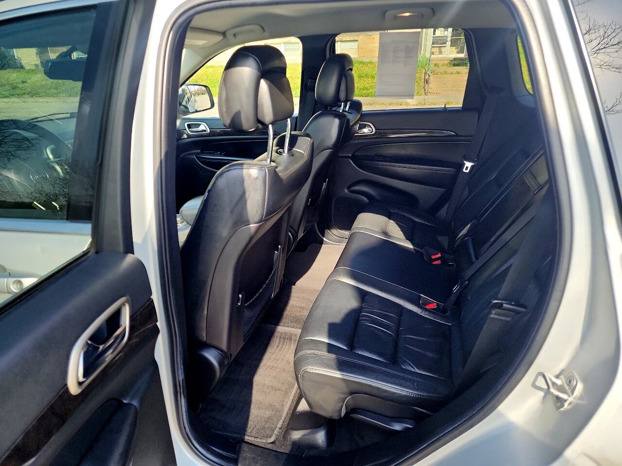 Used 2012 Jeep Grand Cherokee Laredo image 10