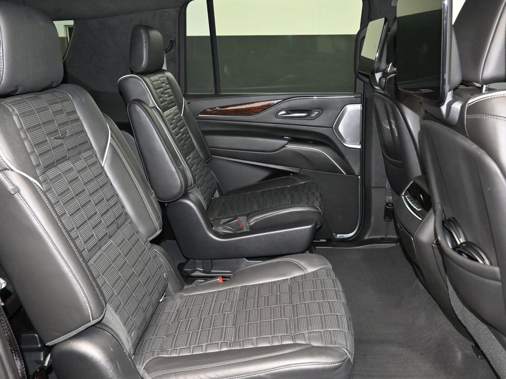 Certified 2021 Cadillac Escalade ESV Sport Platinum image 18
