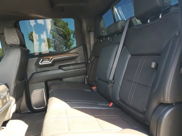 Used 2023 Chevrolet Silverado 1500 High Country w/ High Country Premium Package image 14