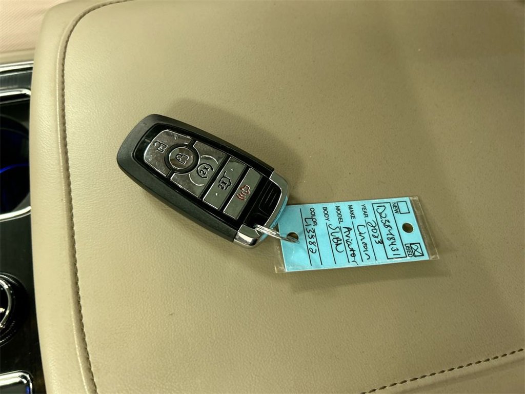 Used 2023 Lincoln Aviator Reserve w/ Elements Package Plus image 12