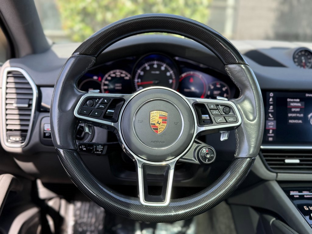 Used 2020 Porsche Cayenne image 41