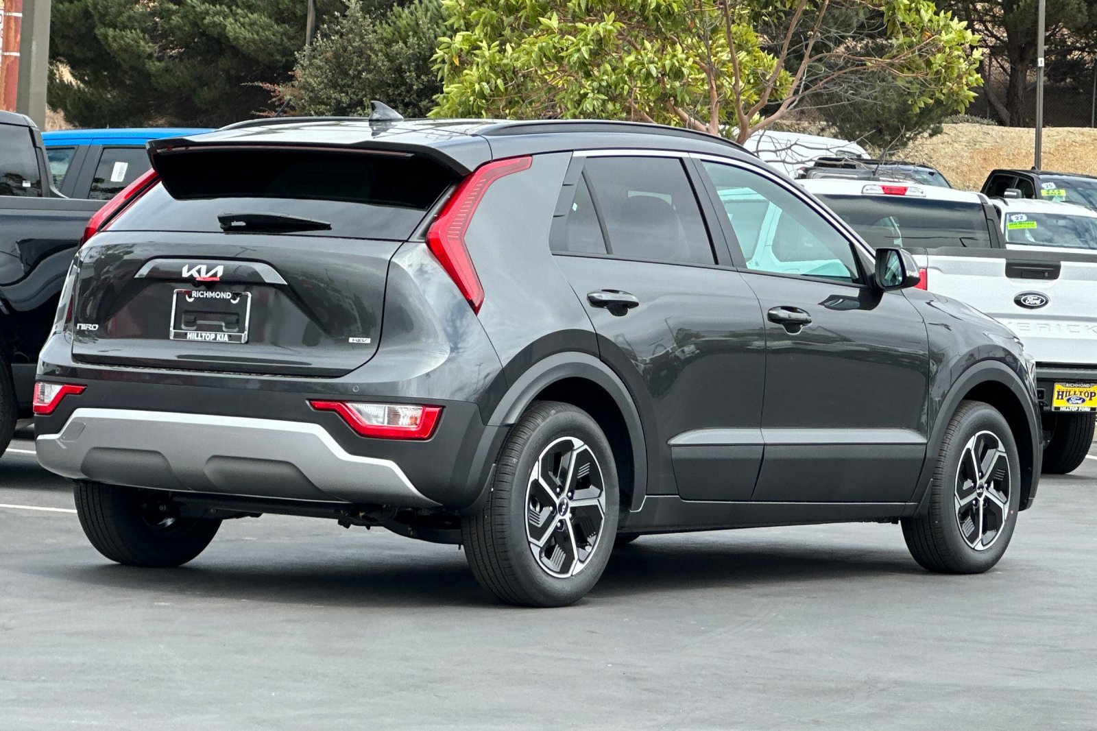 New 2026 Kia Niro EX FWD image 4