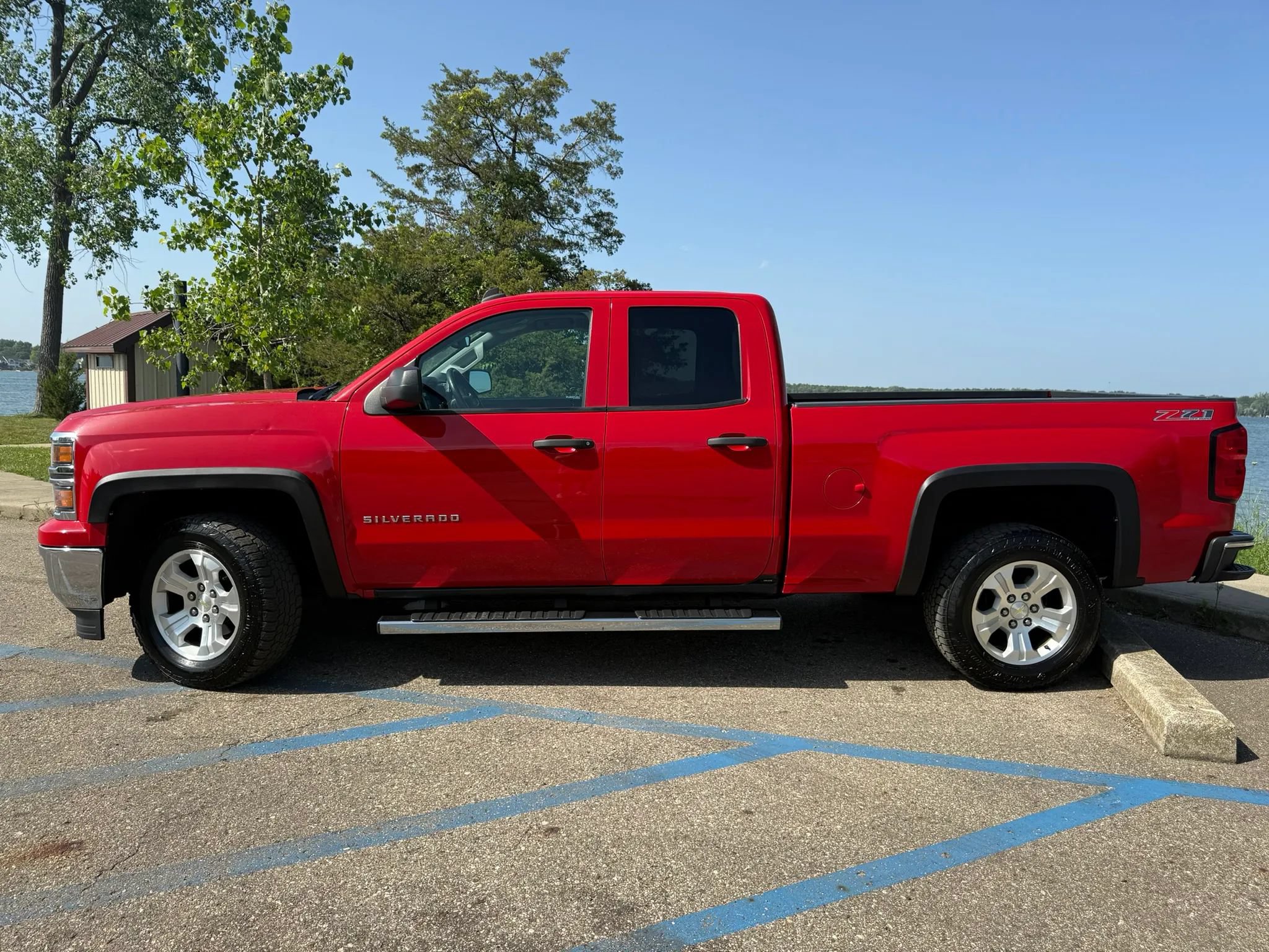 Used 2014 Chevrolet Silverado 1500 LT w/ All Star Edition AWD/4WD image 8