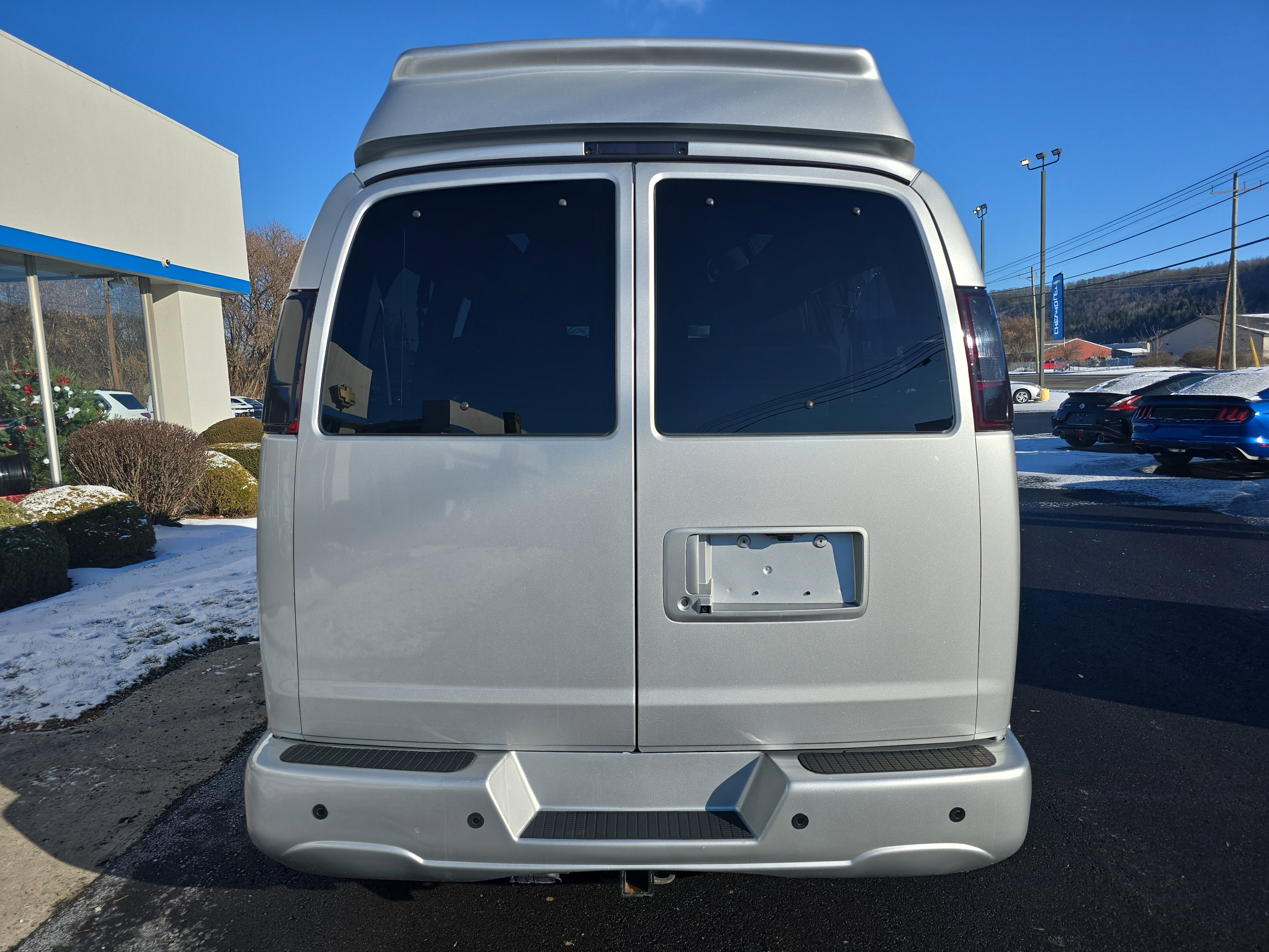 Used 2021 Chevrolet Express 2500 LS w/ Enhanced Convenience Package video 4