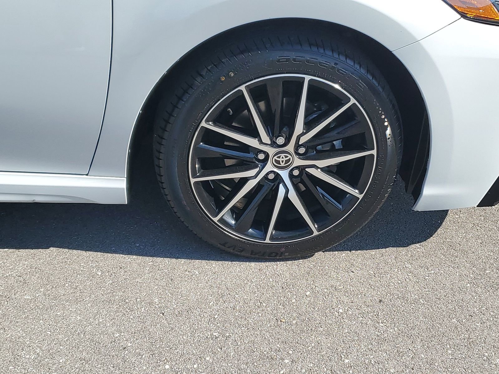 Certified 2024 Toyota Camry SE FWD image 6