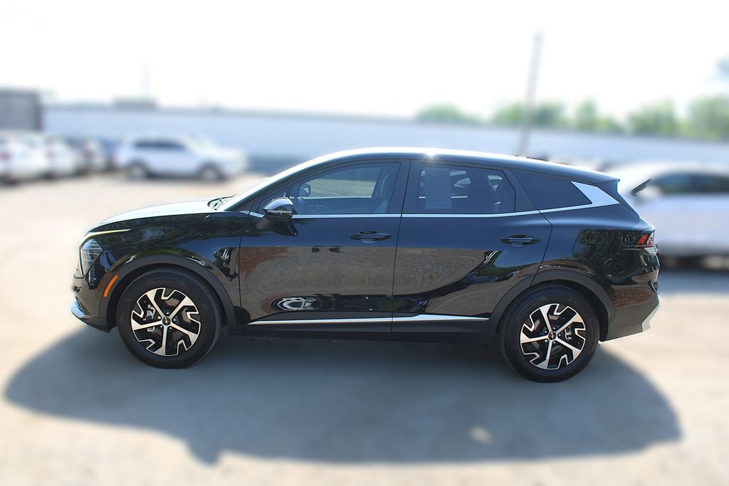 Used 2024 Kia Sportage EX image 12