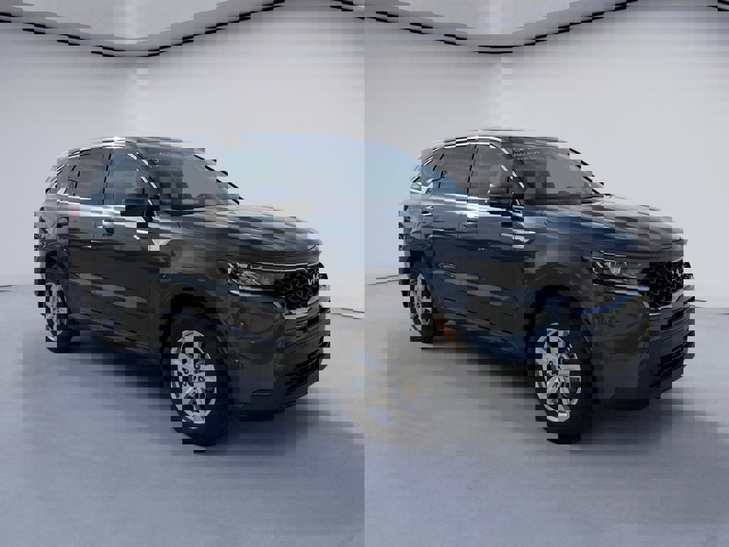 Used 2023 Kia Sorento LX image 7