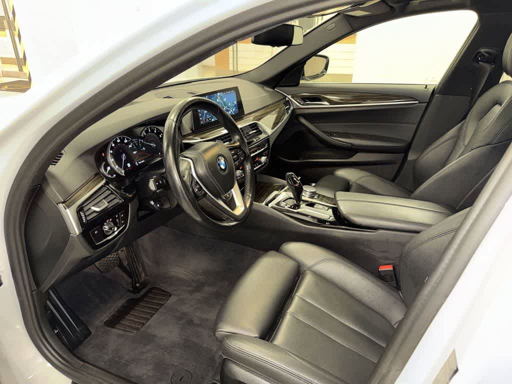 Used 2018 BMW 530i xDrive AWD/4WD image 30