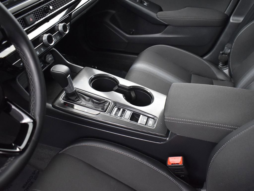 Used 2025 Honda Civic Sport image 13