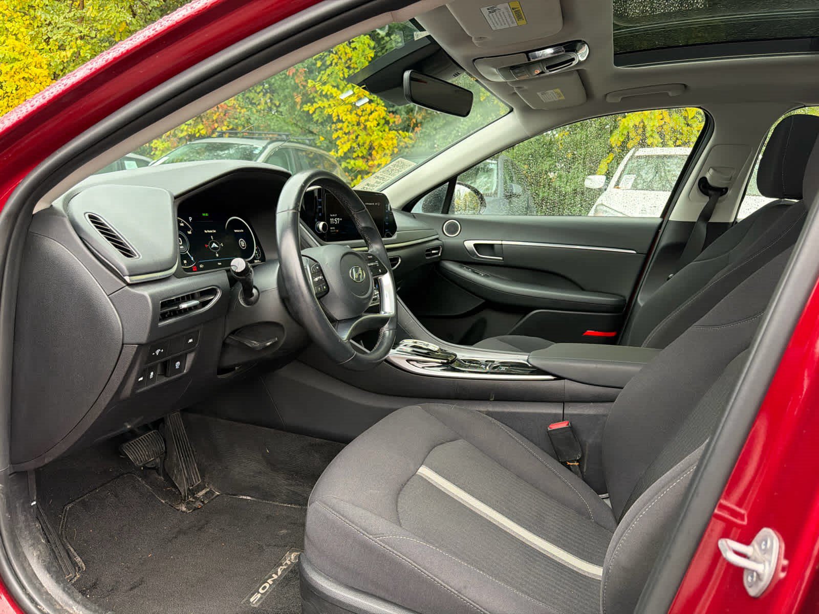 Used 2023 Hyundai Sonata SEL w/ Convenience Package FWD image 5
