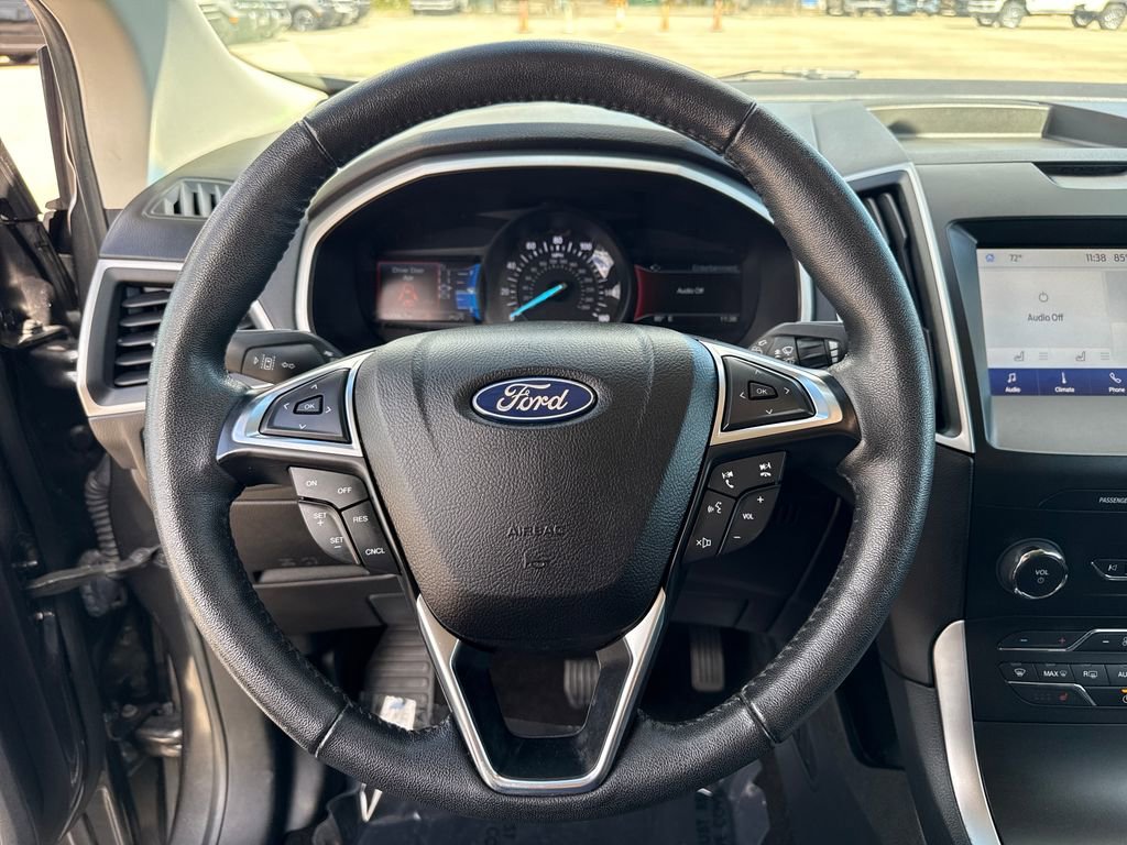 Used 2020 Ford Edge SEL image 14