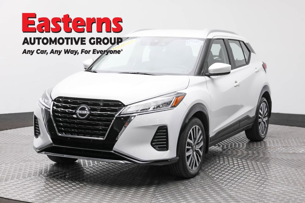 Used 2023 Nissan Kicks SV