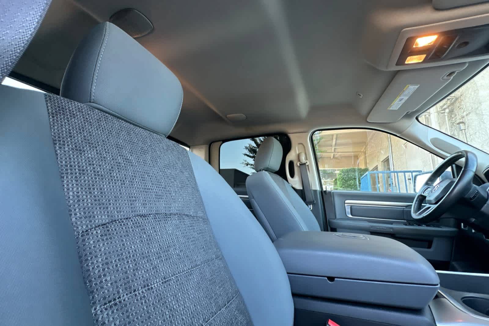 Used 2017 RAM 1500 Big Horn AWD/4WD image 16