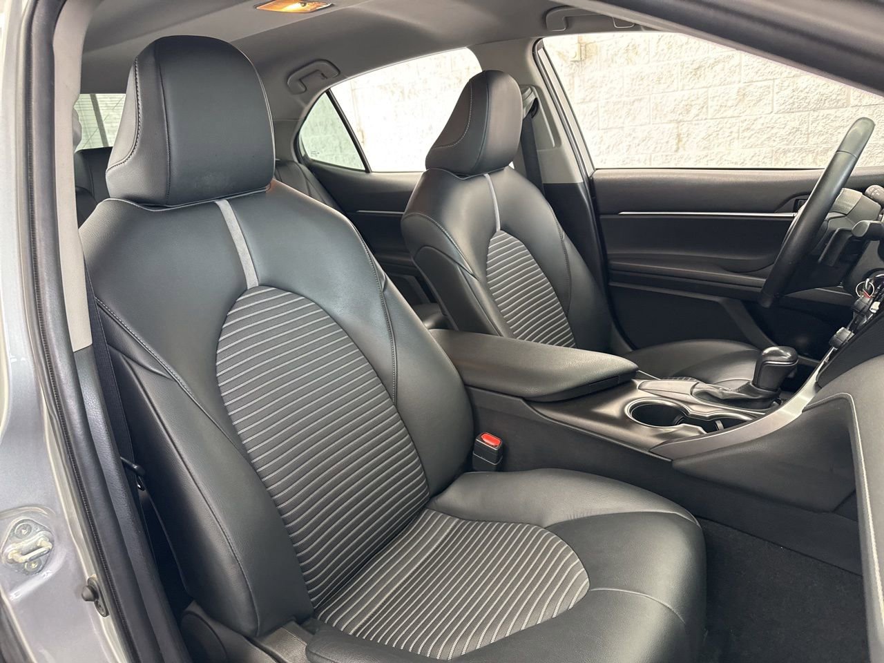 Used 2021 Toyota Camry SE FWD image 48