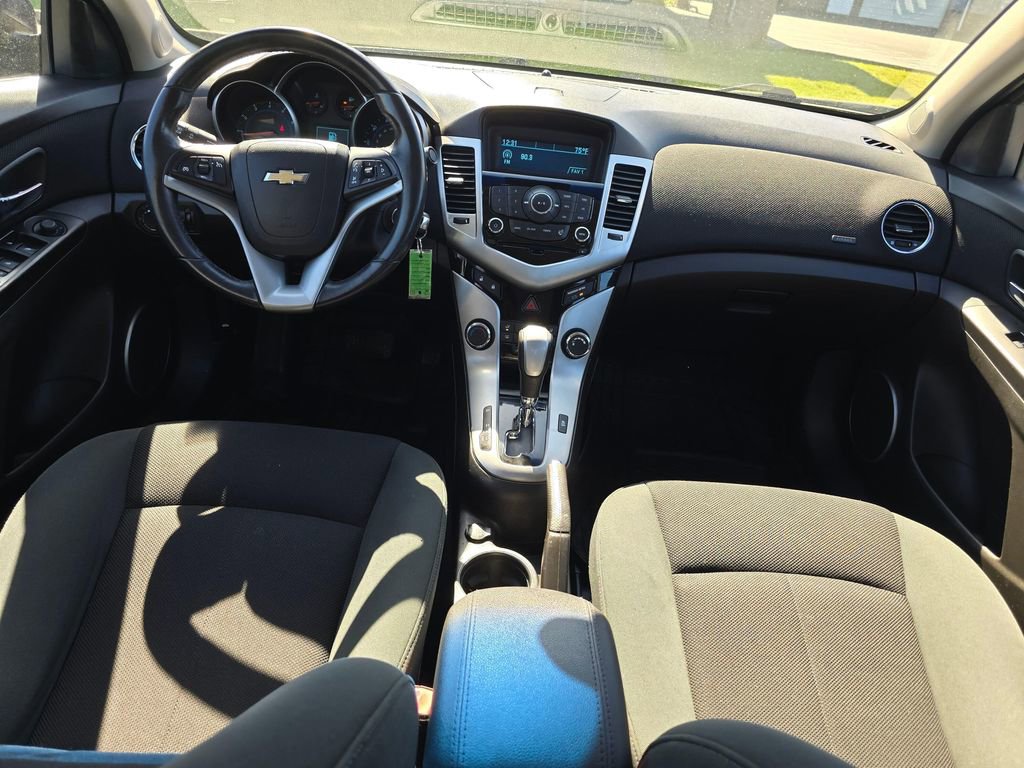 Used 2011 Chevrolet Cruze LT FWD image 14