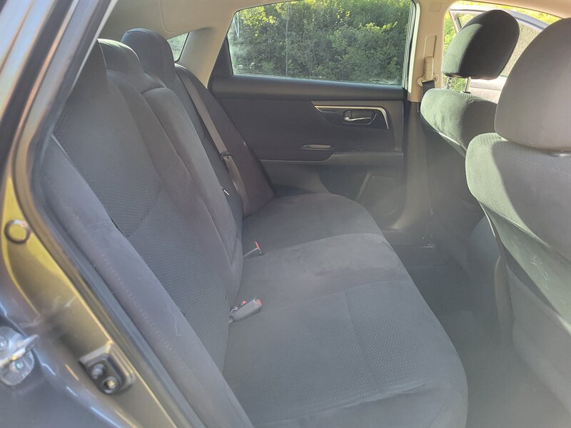 Used 2014 Nissan Altima 2.5 SV FWD image 24