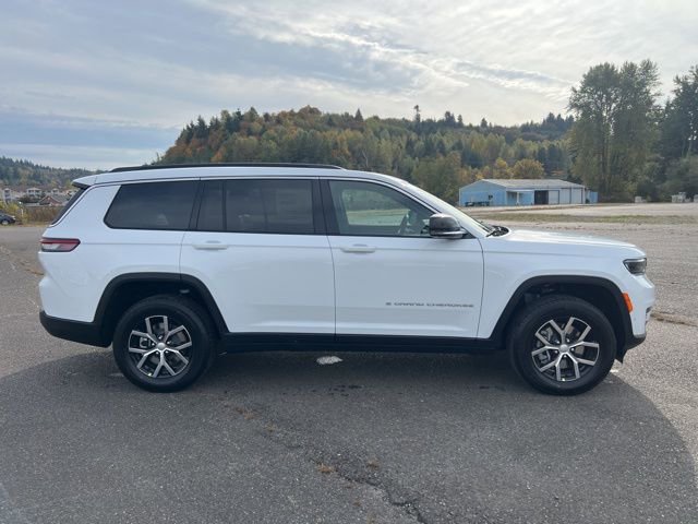 New 2025 Jeep Grand Cherokee L Limited w/ Luxury Tech Group II image 3