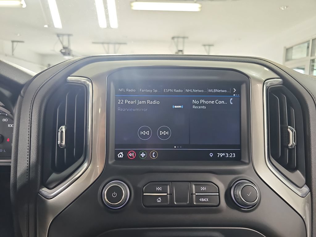 Certified 2022 Chevrolet Silverado 1500 LT AWD/4WD image 26