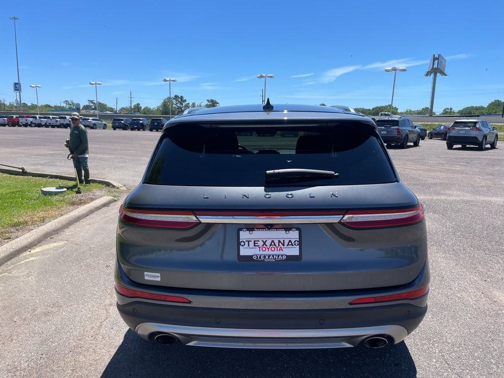 Used 2022 Lincoln Corsair Reserve AWD/4WD image 6