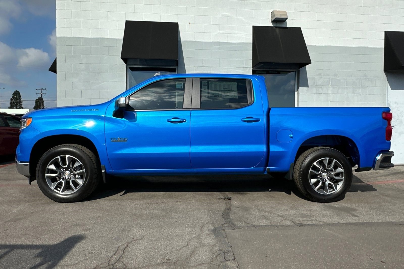 New 2025 Chevrolet Silverado 1500 LT w/ Texas Edition Plus image 9