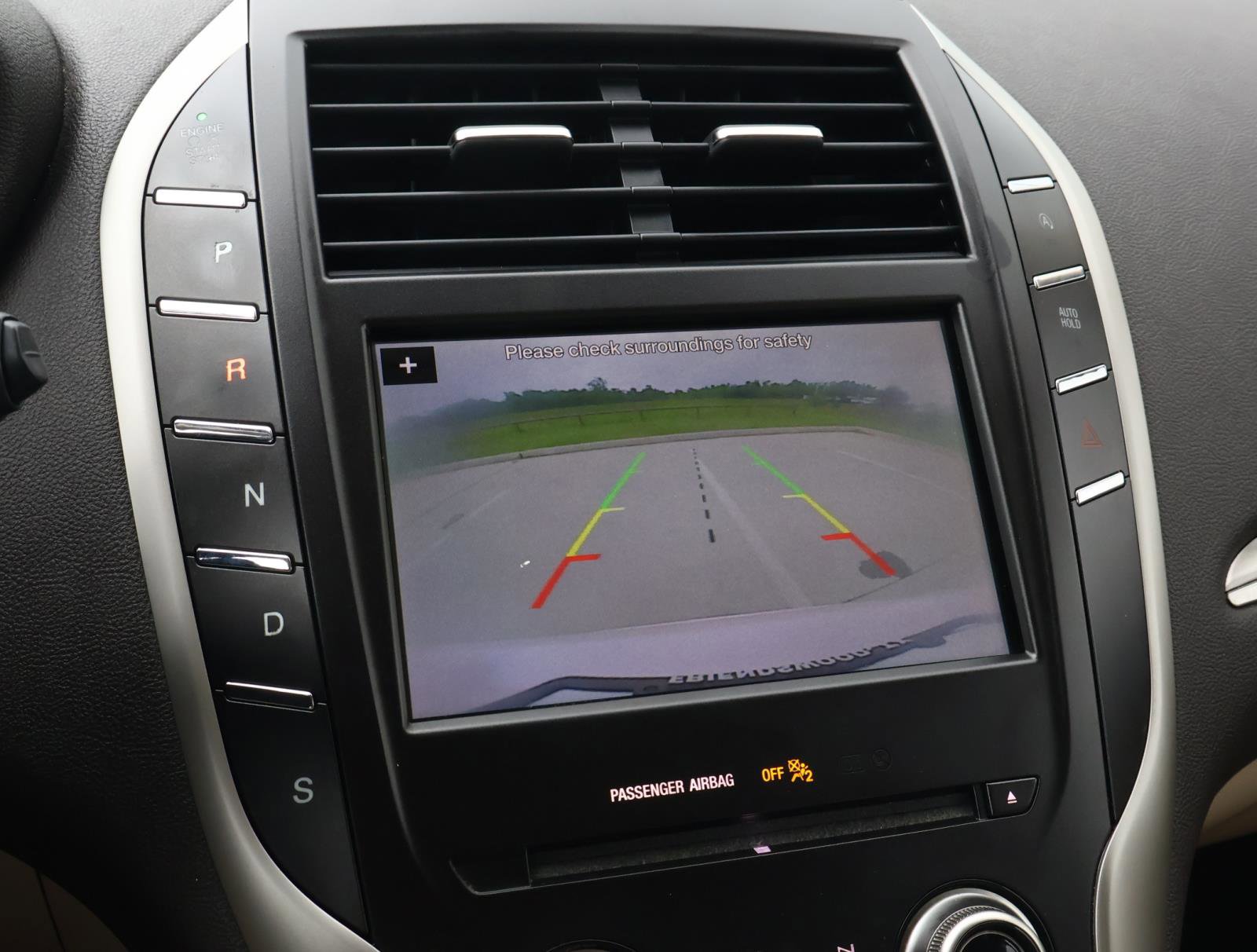 Used 2019 Lincoln MKC Premiere FWD image 22