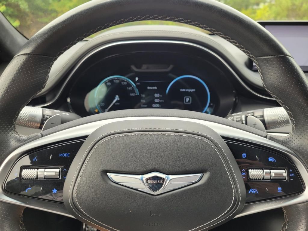 Used 2022 Genesis GV70 3.5T Sport w/ Sport Prestige Package image 23