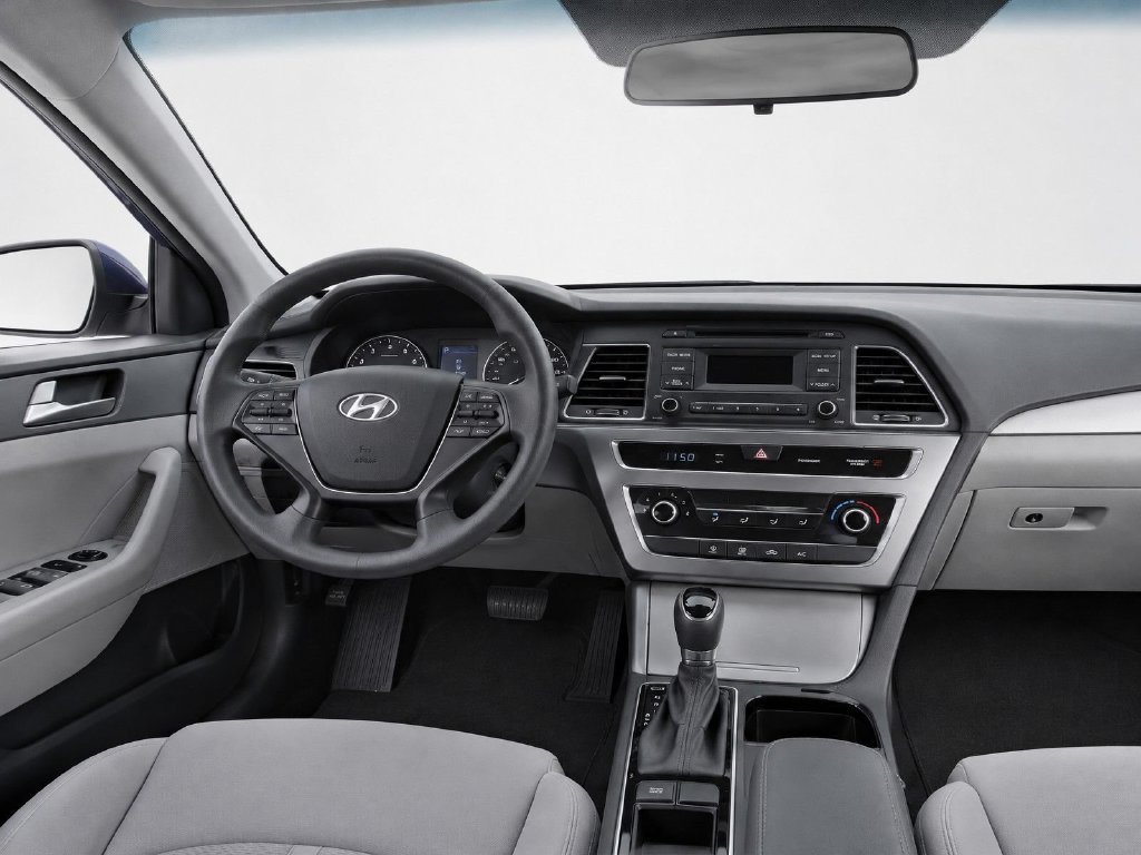 Used 2015 Hyundai Sonata SE FWD image 34