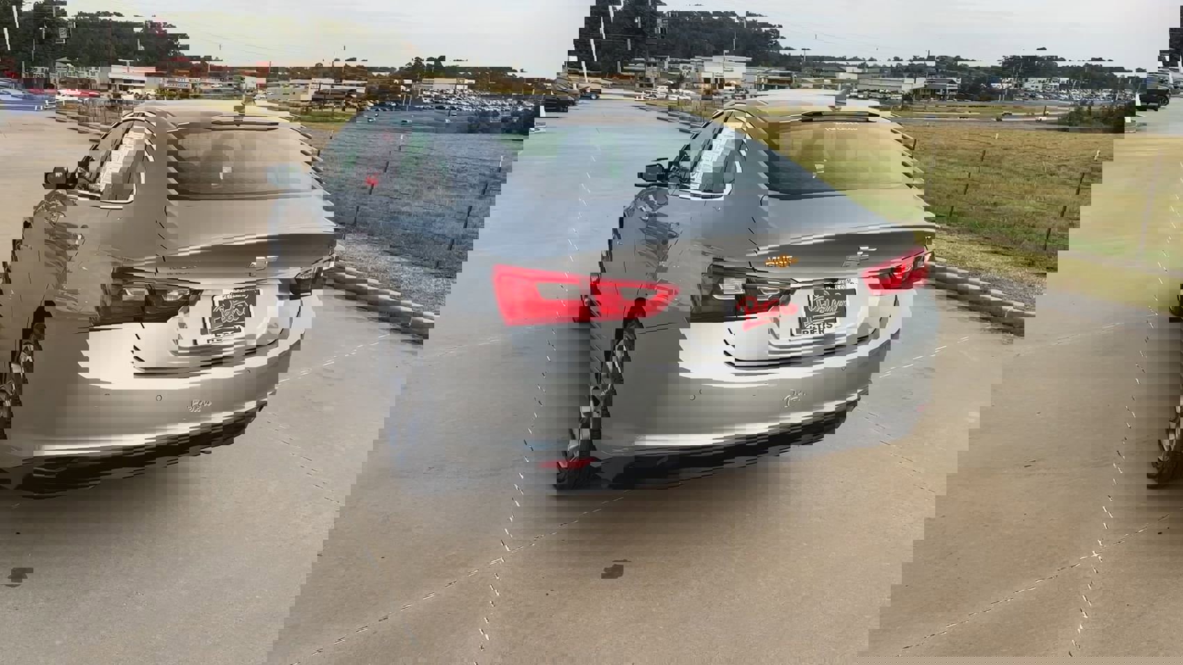 Used 2024 Chevrolet Malibu LT image 7