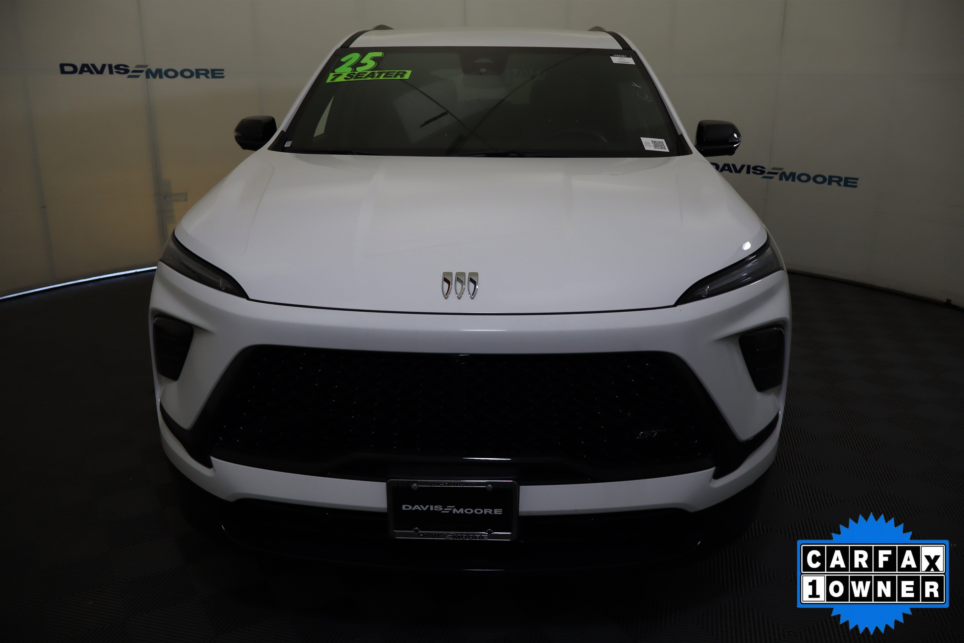 Used 2025 Buick Enclave Sport Touring image 14