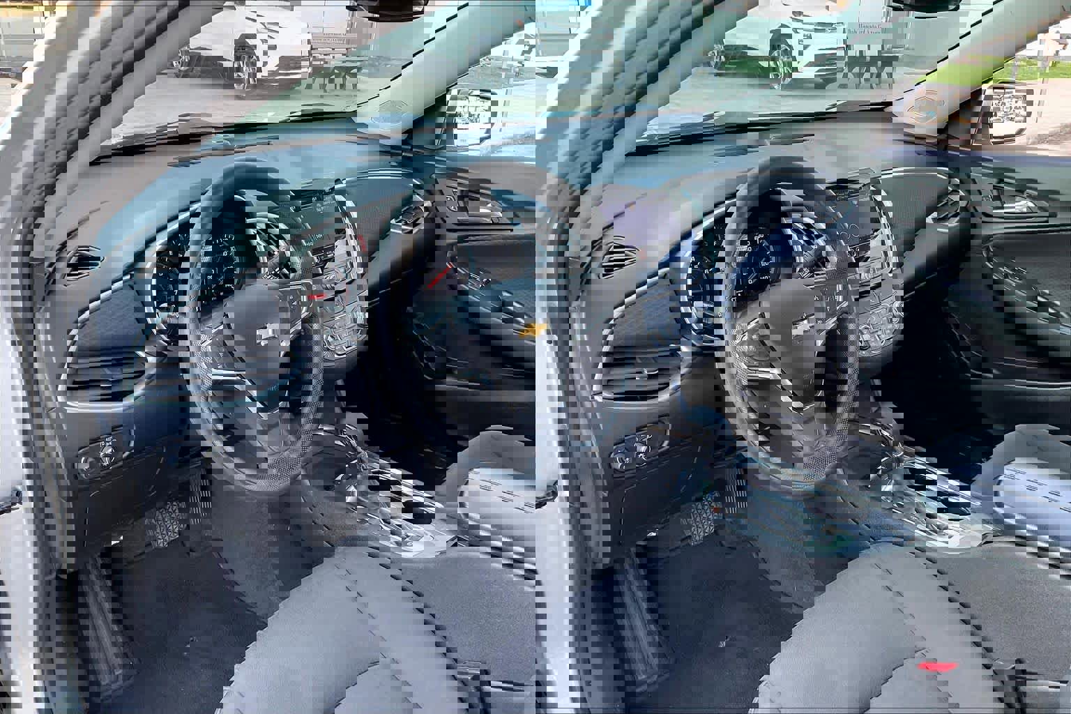 Used 2022 Chevrolet Malibu LT image 16