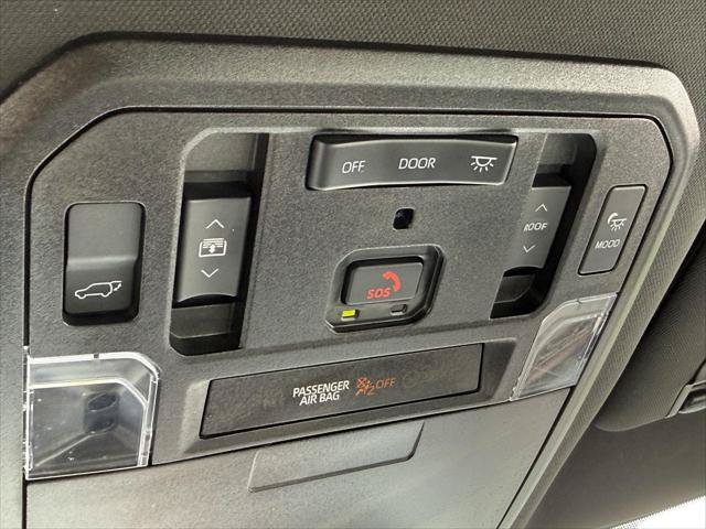 Certified 2023 Toyota Sequoia Capstone AWD/4WD image 43