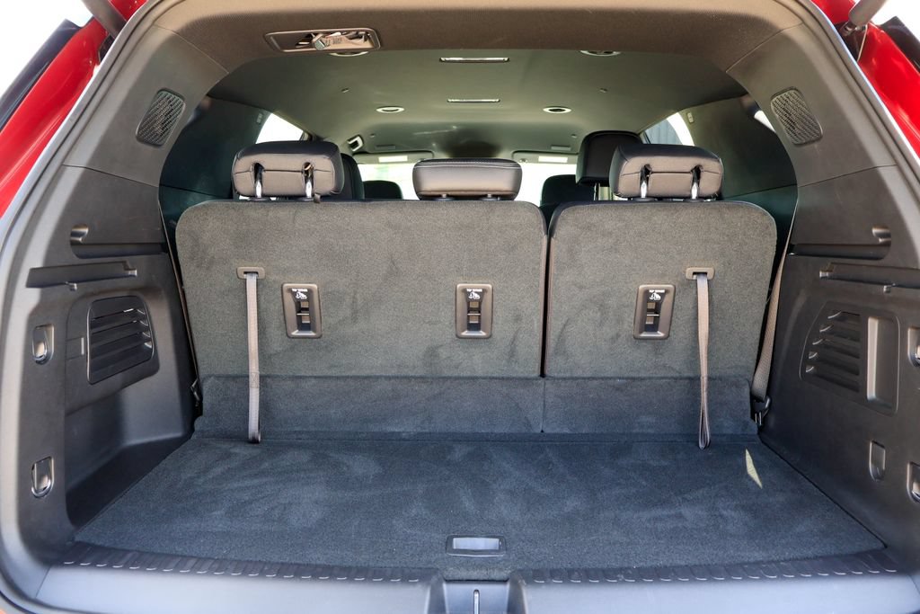Used 2026 Chevrolet Traverse LT w/ Driver Confidence Package FWD image 27
