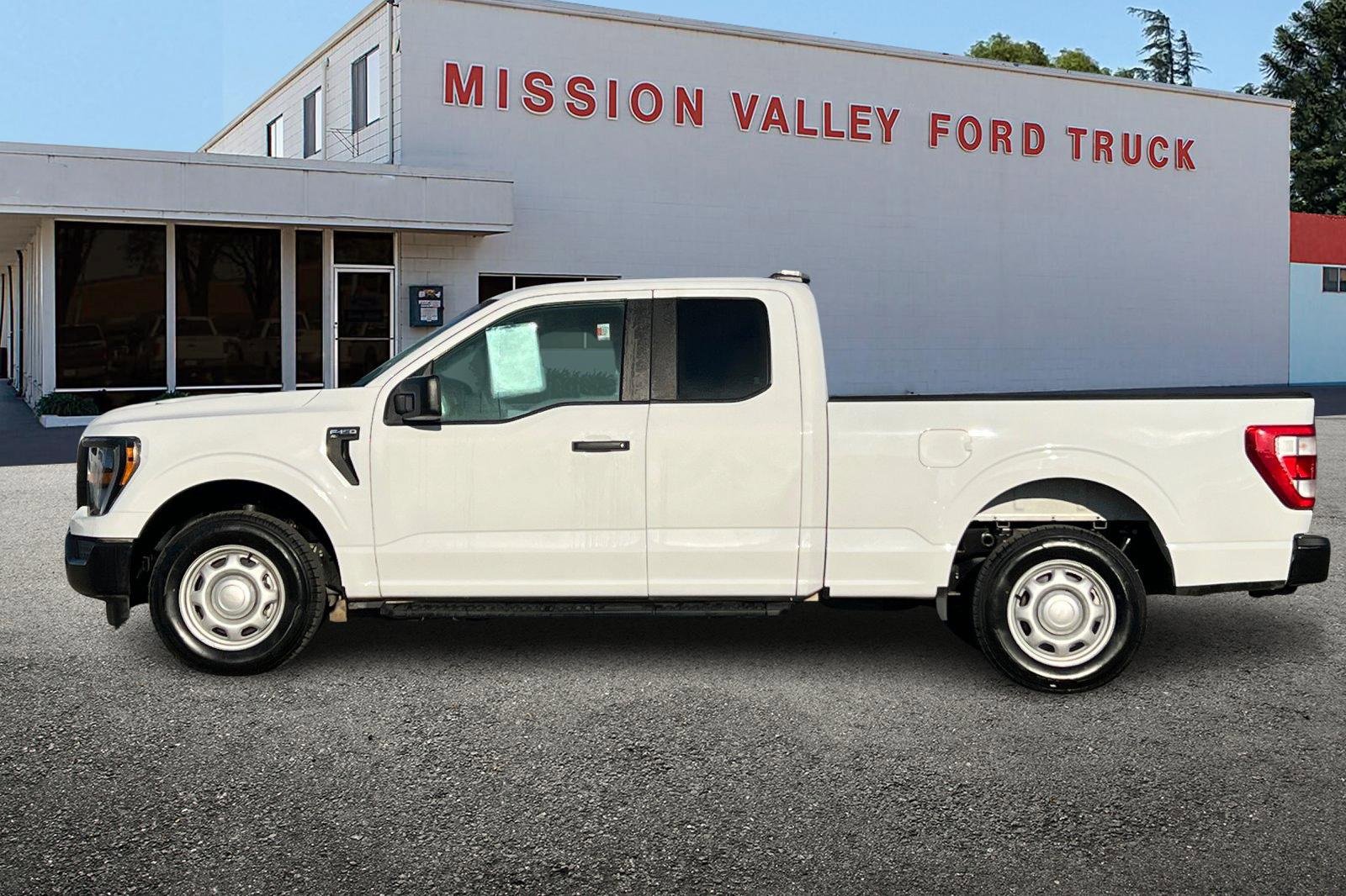 Used 2023 Ford F150 XL image 7