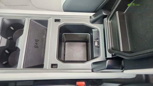 Used 2025 Land Rover Defender 110 X image 56