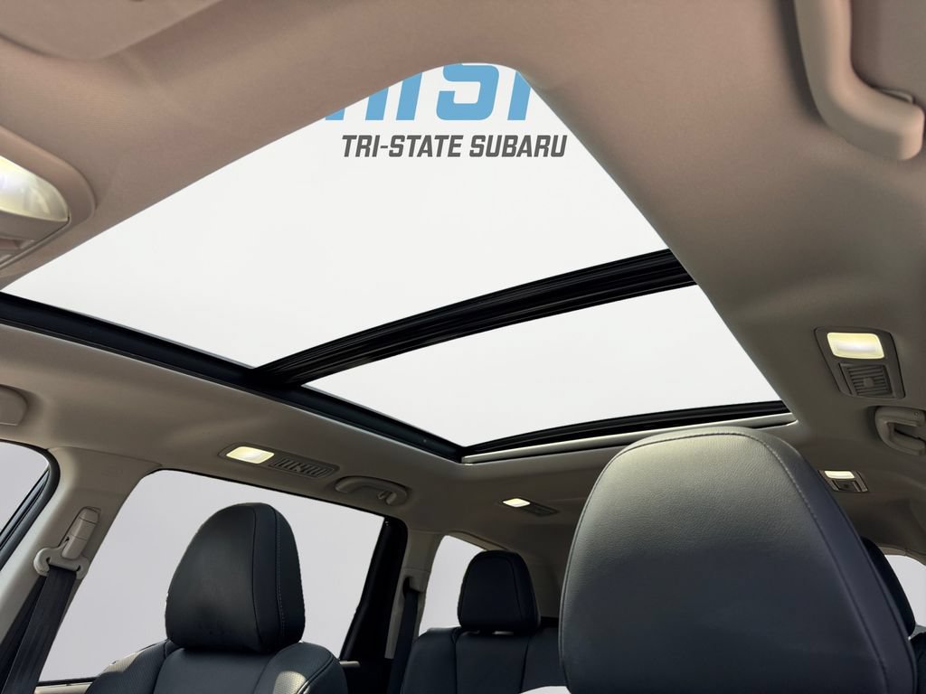 Used 2023 Subaru Ascent Limited w/ Technology Package AWD/4WD image 17