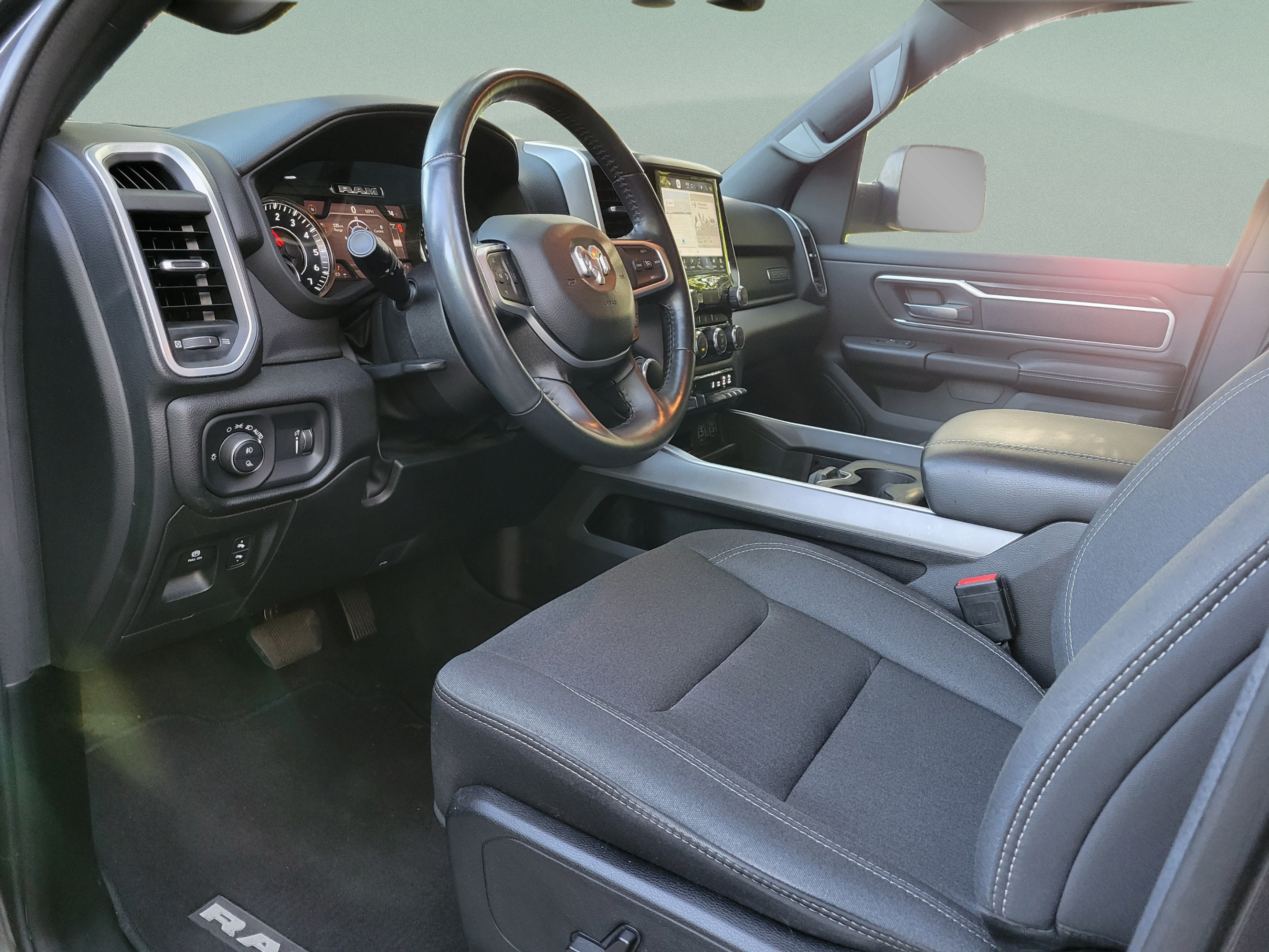 Used 2023 RAM 1500 Big Horn AWD/4WD image 14
