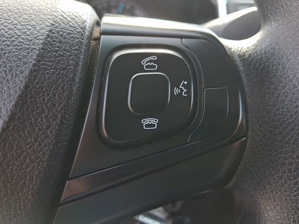 Used 2015 Toyota Camry LE image 22