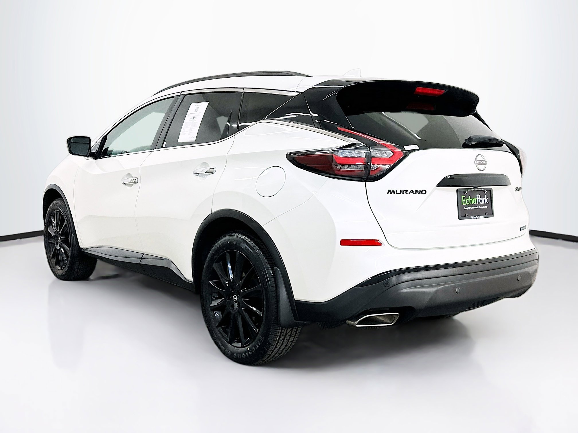 Used 2024 Nissan Murano SV w/ SV Midnight Edition Package image 5