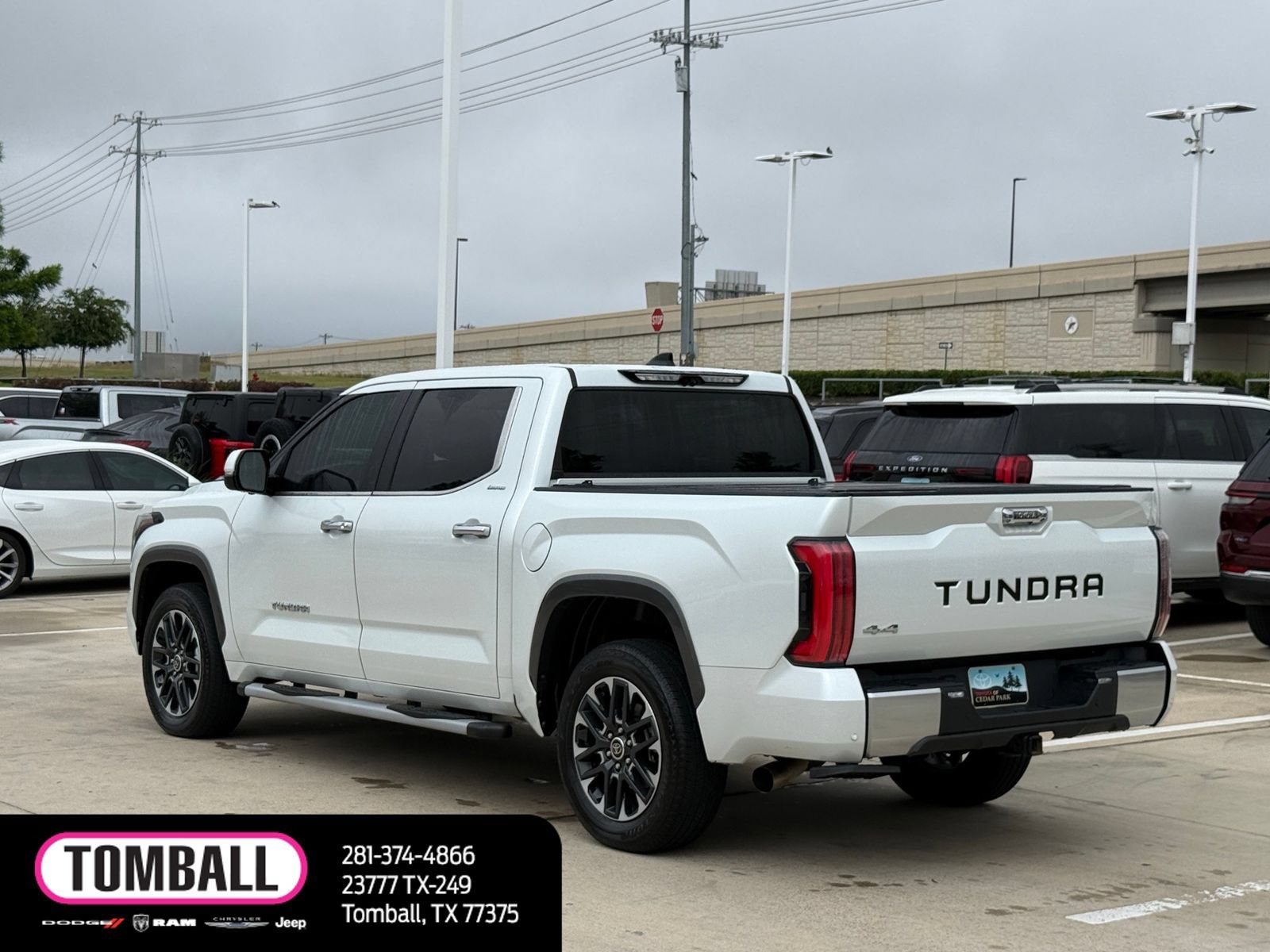 Used 2023 Toyota Tundra Limited AWD/4WD image 4