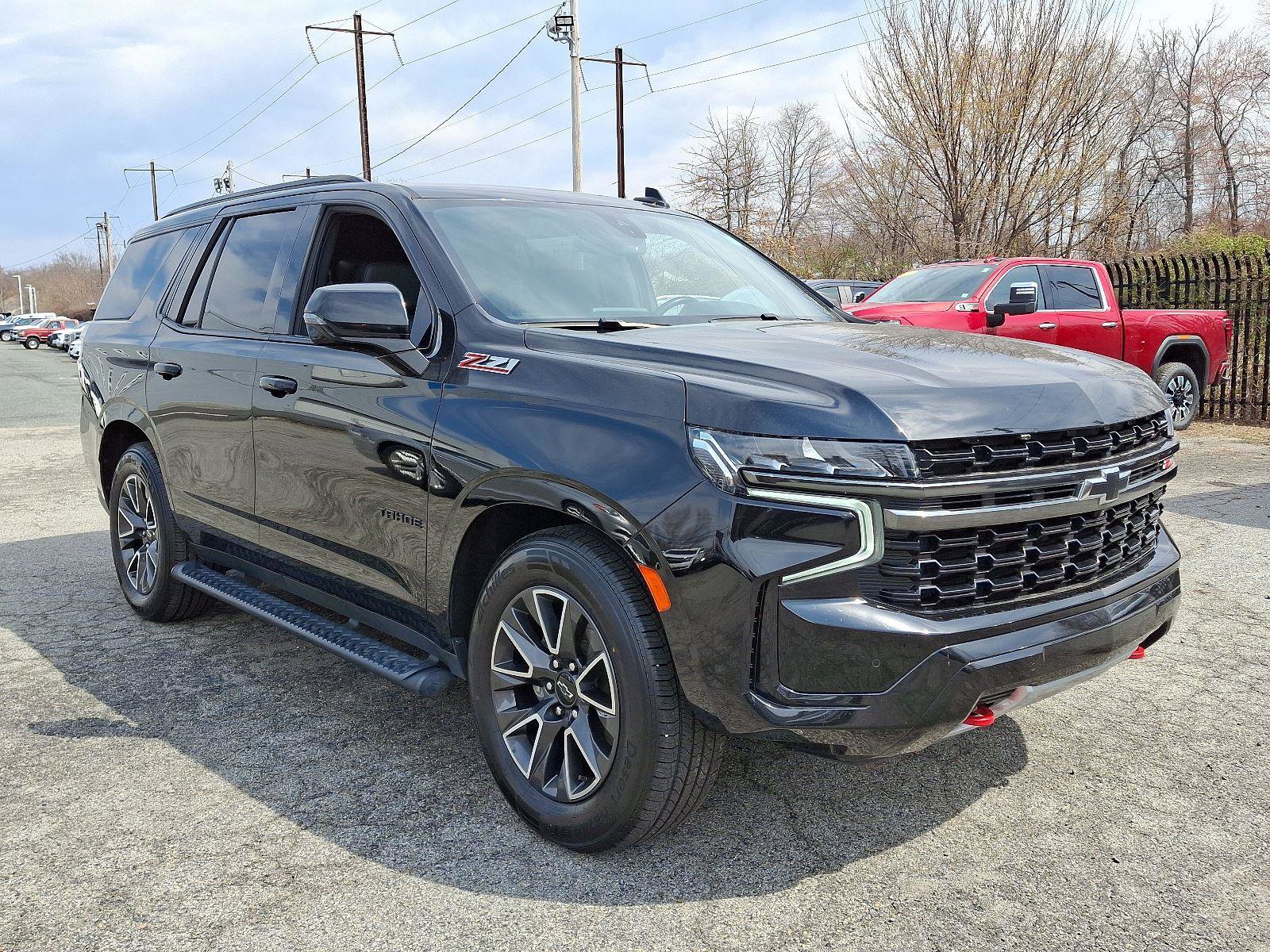 Used 2022 Chevrolet Tahoe Z71 w/ Z71 Off-Road Package image 3