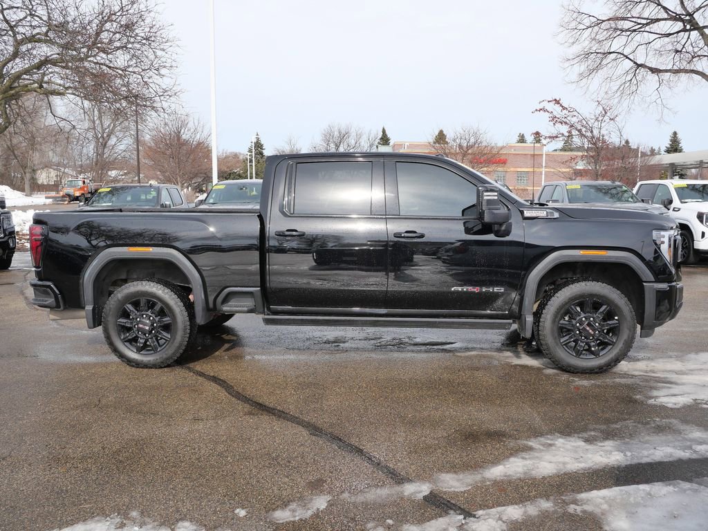 Used 2025 GMC Sierra 2500 AT4 w/ AT4 Premium Plus Package image 11