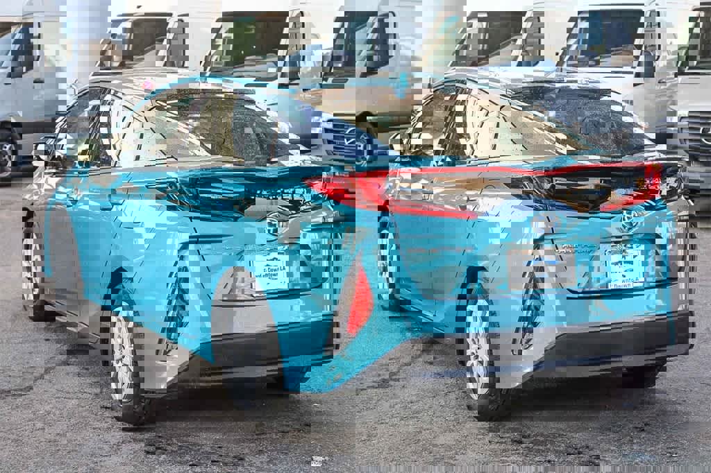 Used 2018 Toyota Prius Prime Plus image 8