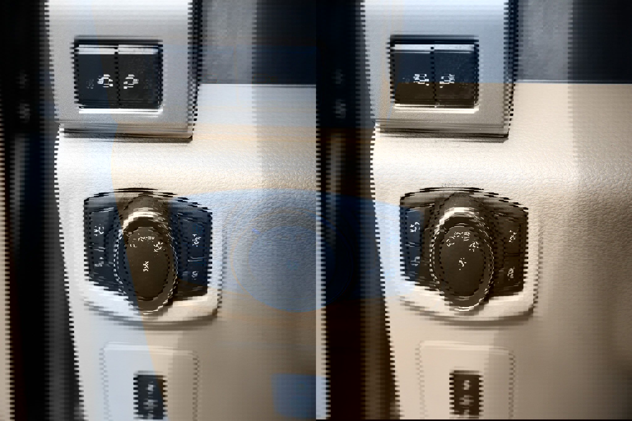 Used 2017 Ford F150 Lariat w/ Equipment Group 501A Mid image 53