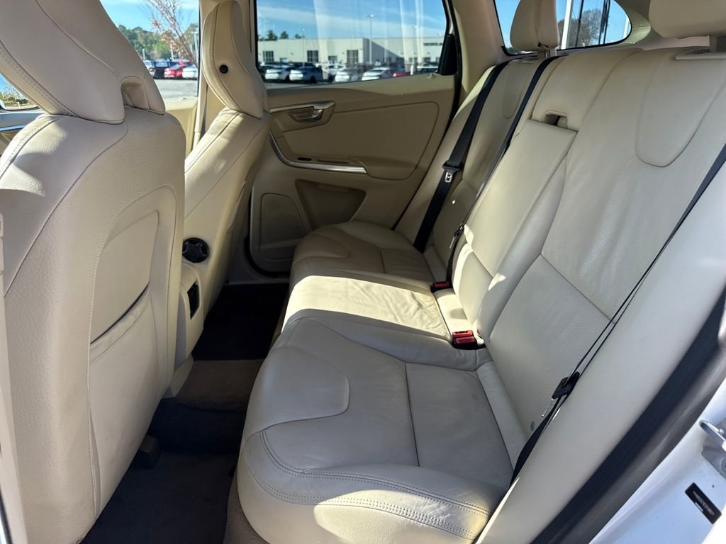 Used 2014 Volvo XC60 3.2 image 28