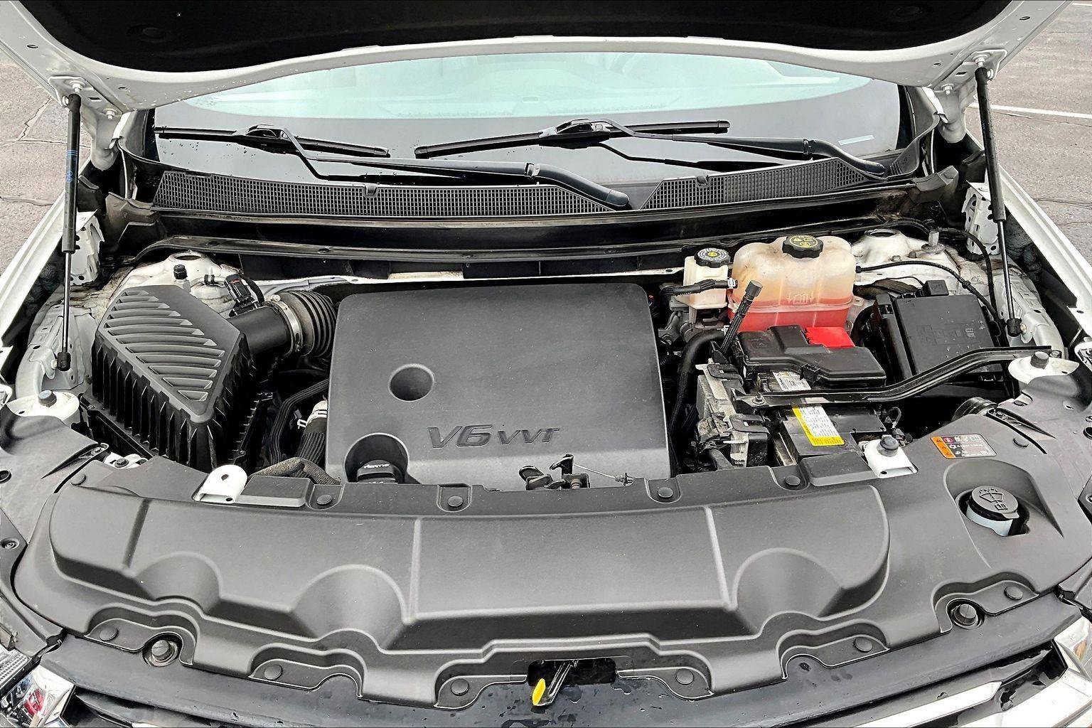 Used 2023 Chevrolet Traverse LT w/ LT Premium Package image 10