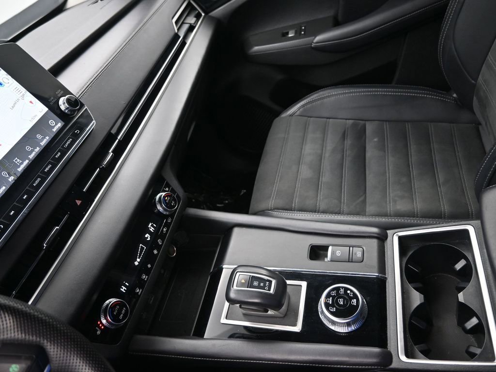 Used 2024 Mitsubishi Outlander SE image 21