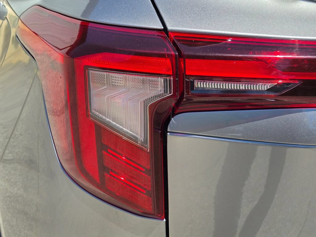 Certified 2024 Kia Seltos X-Line AWD/4WD image 11
