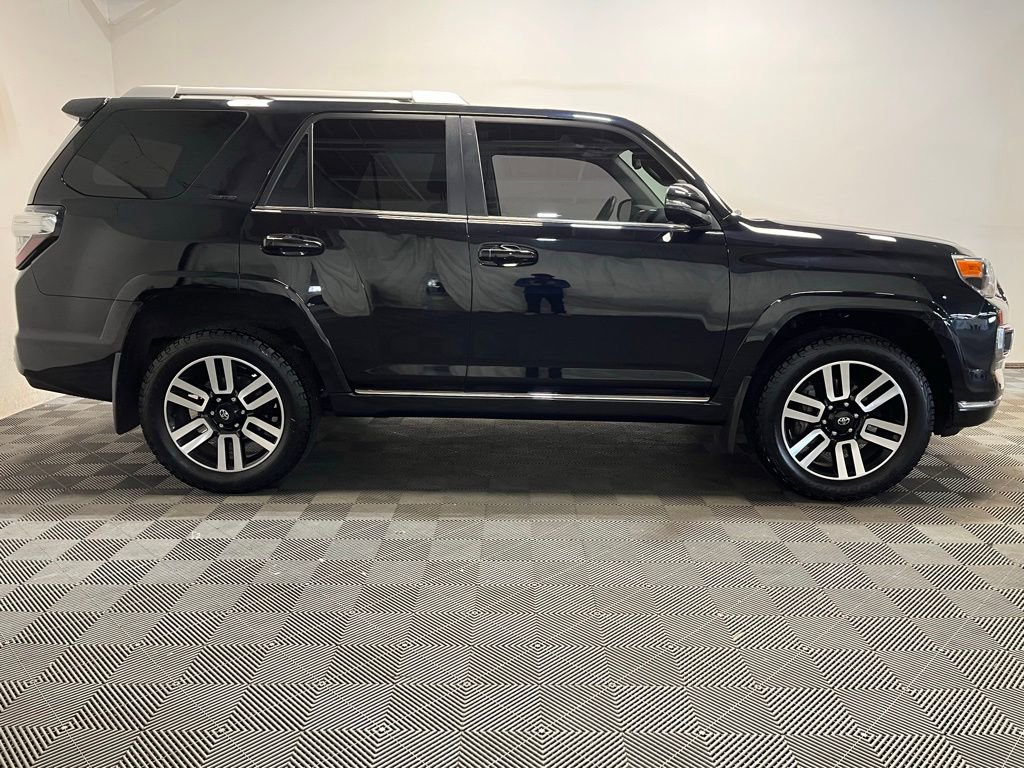 Used 2022 Toyota 4Runner Limited image 4