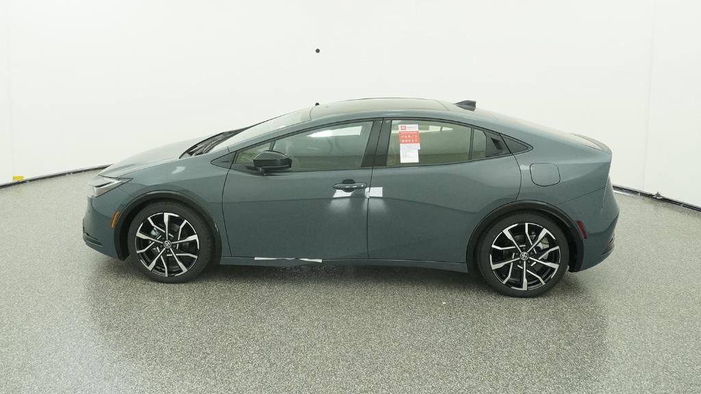 New 2026 Toyota Prius Plug-In Hybrid image 9