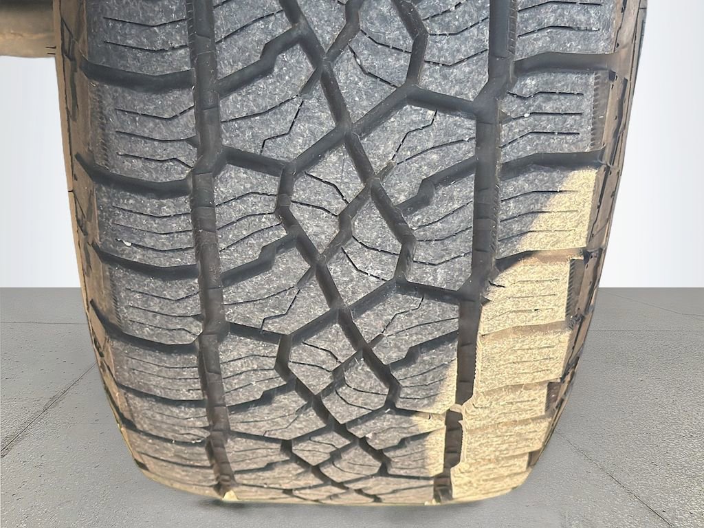 Used 2022 GMC Sierra 1500 SLT w/ X31 Off-Road Package image 42